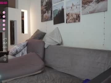 girl
        oxxme cam image #2731849