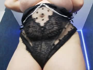 girl
        kairafantasy cam image #2773564
