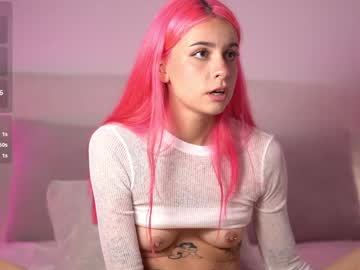girl
        honeyyykate cam image #5087689