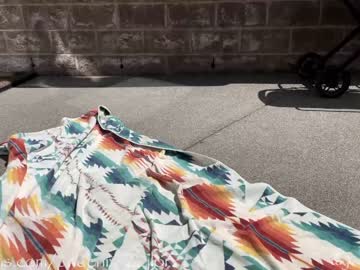 girl
        phoenix_taylor cam image #1290478