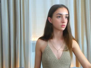 girl
        lana__j cam image #1890915