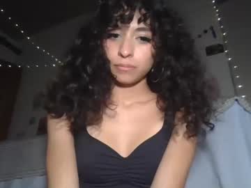 girl
        colettestarling777 cam image #315602
