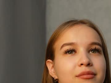 girl
        yeepshyy cam image #5133929