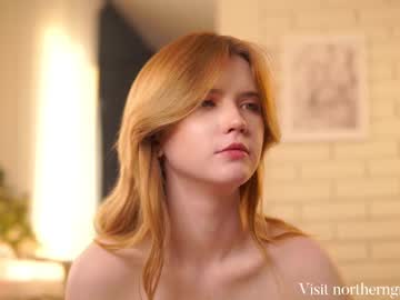 girl
        northern_gracia cam image #6719628