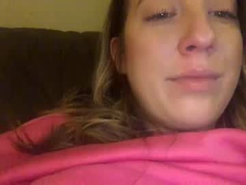couple Nude Cam Girls Playing Games with tamikalynn