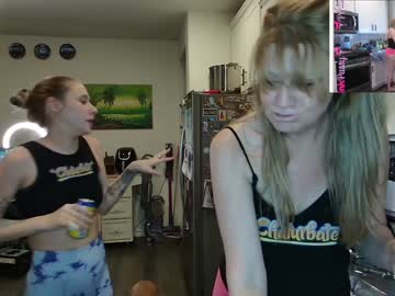 girl
        emberpheonixxx cam image #5572982