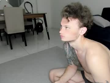 couple
        twerk_dance_live cam image #2350010
