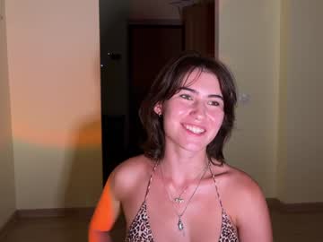 girl
        helensheaven cam image #4837763