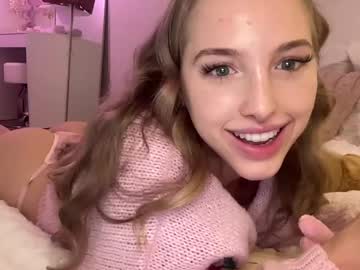girl
        sofiaaaxoxoxo cam image #6825146