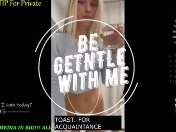 girl
        blush_mikki cam image #4587099