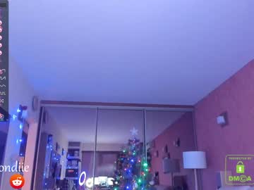 girl
        bestblondiiecb cam image #396647