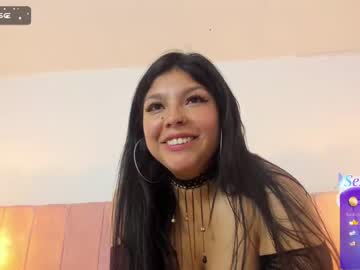 girl
        zara__v cam image #3465296