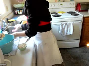girl
        cidergal69 cam image #5326896