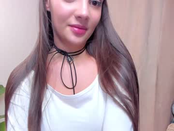 girl
        dufni_duff cam image #3450614