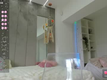 girl
        eva_teilor cam image #4043767