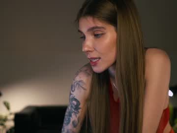 girl
        rich_roxy cam image #3542797