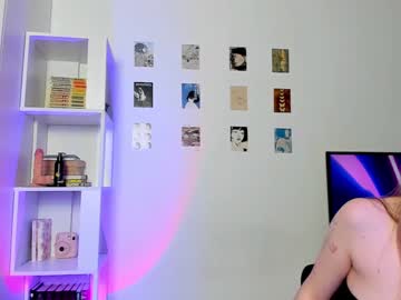 girl
        elizabeth__gray cam image #1277267