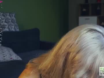 girl
        audreycarvin cam image #4631757