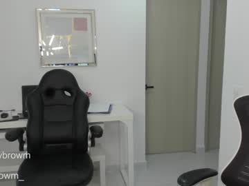 couple
        emillybrowm cam image #4506487