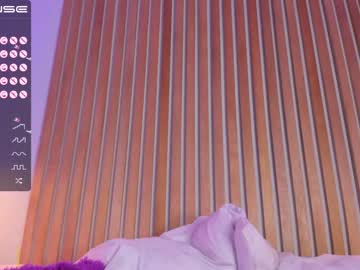 girl
        evaa_rose cam image #1224972