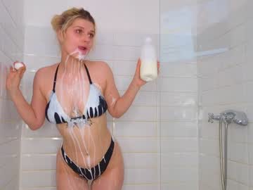 couple
        missis_america cam image #1914337