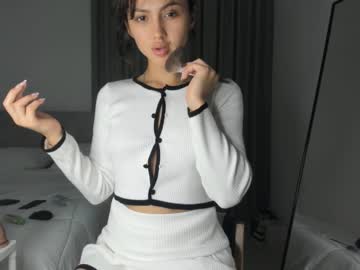 girl
        t0keng1rl cam image #2693034