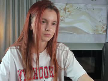 girl
        not_anny cam image #4750856