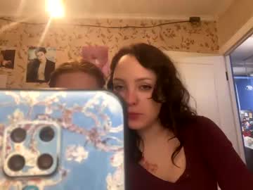 couple Nude Cam Girls Playing Games with greedbiiitchs