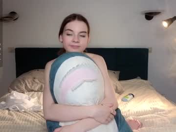 girl
        sunny_angel_ cam image #4013210