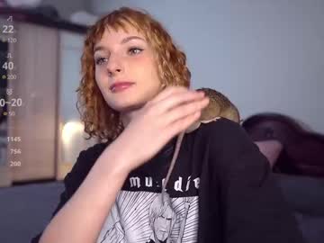 girl
        alice_edward cam image #6722410