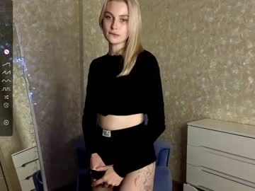 girl
        sandra_cheeks cam image #2238520