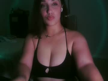 girl
        queenouid cam image #5155951