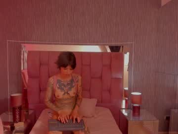 girl
        alone_together_ cam image #5311395