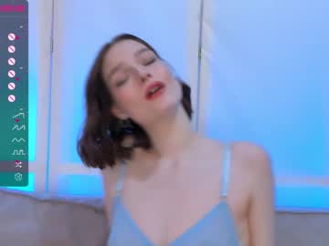 girl
        amybradshaw1 cam image #998841