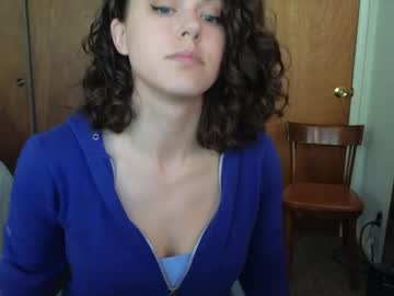 girl
        charlotte1996 cam image #6966355