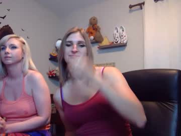 couple
        ajm232323 cam image #1873907