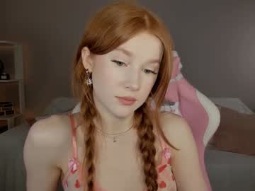 girl
        leahsthetics cam image #5919187