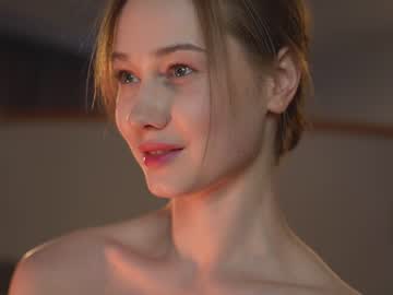 girl
        purefection_ cam image #3191557