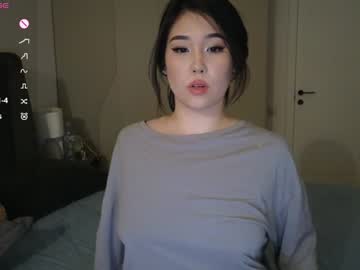 girl
        ki_mi cam image #6223497