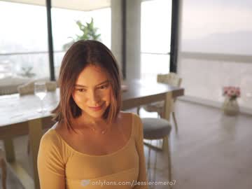 girl
        honeyco57 cam image #3307006