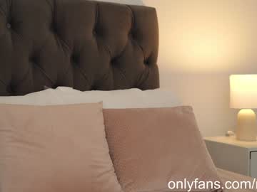 girl
        naughtysammx cam image #3449991