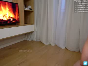 couple
        annamalia cam image #3664882