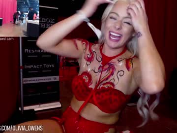 girl
        oliviaowens cam image #45930