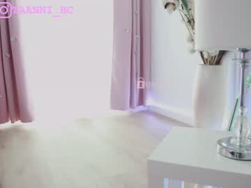 girl
        taanni_bc cam image #1618133