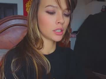 girl
        _demi_dee_ cam image #6464400