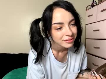 girl
        bearbaddie cam image #1753501