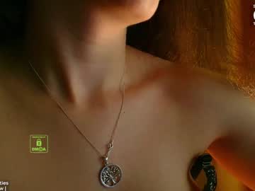 girl
        demurelixir cam image #4522677