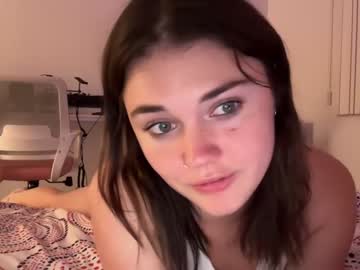 girl
        queencassidyy cam image #2643000