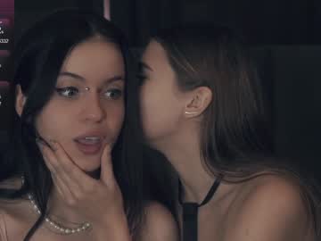 couple
        vivid_girls cam image #4556072