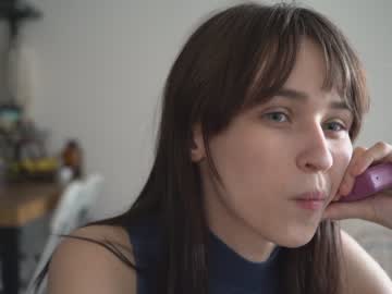 girl
        diruriru cam image #4109718